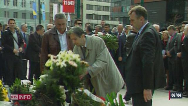 En Bosnie-Herzégovine, les habitants de Sarajevo commémorent le vingtième anniversaire du siège de la ville par les Serbes