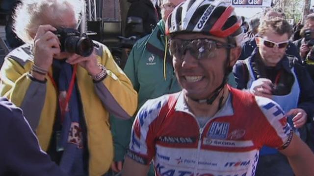 L'arrivée après la 3e montée du mur de Huy après 194 km: Joaquim Rodriguez (ESP) s'impose devant le Suisse Michael Albasini