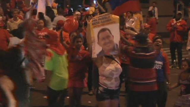 Séquences choisies - Caracas fête la victoire de Chavez