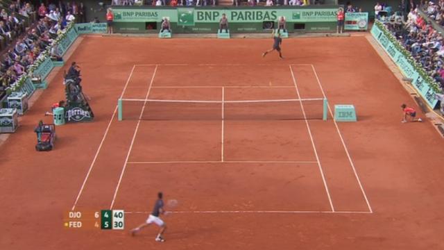 Tennis / Roland-Garros (1/2 finale): Novak Djokovic s'est qualifié vendredi pour la finale du tournoi en éliminant Roger Federer (6-4 7-5 6-3)