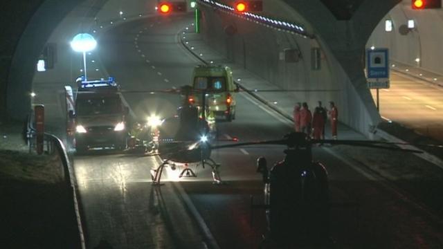 Séquences choisies - Tragique accident de bus en Valais