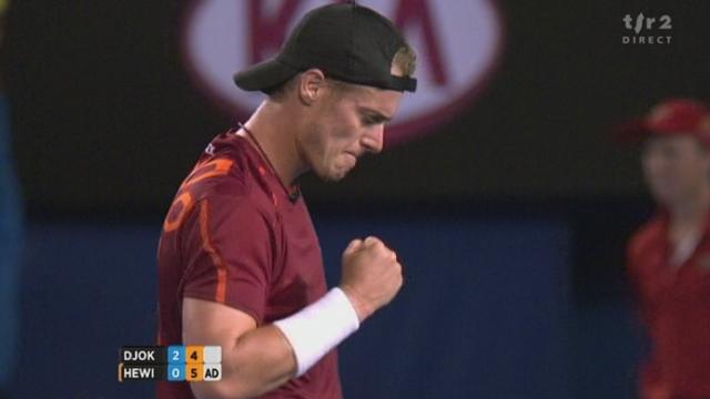 Tennis / Open d'Australie (1/8 de finale): Novak Djokovic (SRB) - Lleyton Hewitt (AUS). Belle réaction de l'Australien qui s'adjuge le 3e set 4-6 !