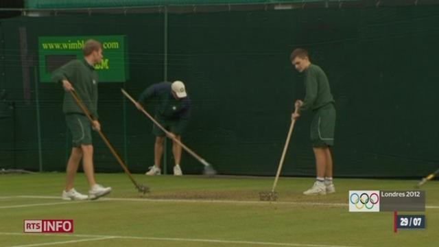 JO 2012: les jardiniers Wimbledon doivent remettre en état en un temps record des courts mis à mal par quinze jours de championnat