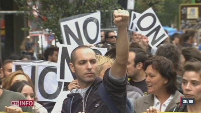 Espagne: un rassemblement contre les nouvelles mesures d'austérité a dégénéré devant le parlement de Madrid