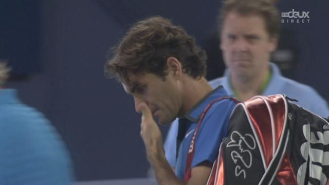 Demi-finale. Roger Federer (SUI) - Andy Murray (GBR). 2e manche: après une interruption à 6-4 5-3, la pluie interrompt le match pour 20 minutes. Et Andy Murray conclut en 2 sets (6-4 6-4). L'Ecossais affrontera en finale le Serve Nenad Djokovic