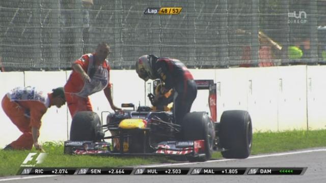 Monza. 49e tour (sur 53): Vettel s'arrête! Problème d'alternateur