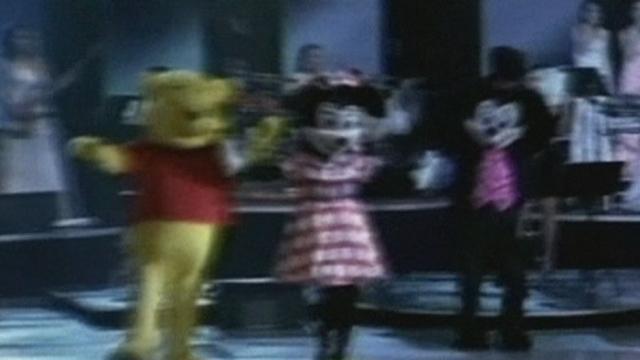 Séquences choisies - Mickey et Winnie en Corée du Nord