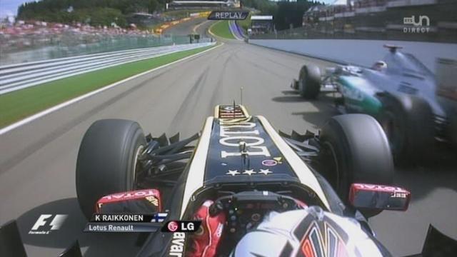 GP. 34e tour (sur 44): Schumacher, Räikkönen, Hülkenberg et Webber se livrent une  lutte serrée pour la 3e place.