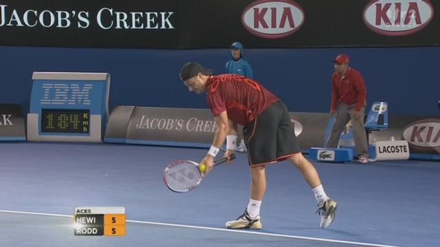 Tennis / Open d'Australie (2e tour) : Lleyton Hewitt (AUS)-Andy Roddick (USA). Hewitt revient dans le match. L’Australien égalise à 1 manche partout (6-3)