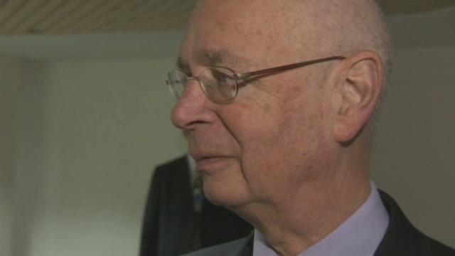 Le fondateur du WEF Klaus Schwab à l'interview