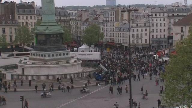 Séquences choisies - La Bastille se prépare à la fête