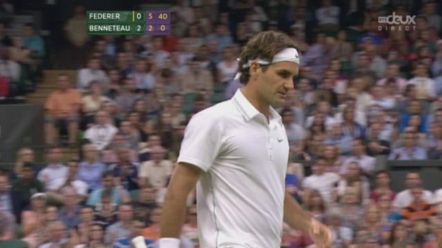 1/16, Federer - Benneteau: Roger se relance dans ce match et revient à 2 sets à 1 (4-6 6-7 6-2).
