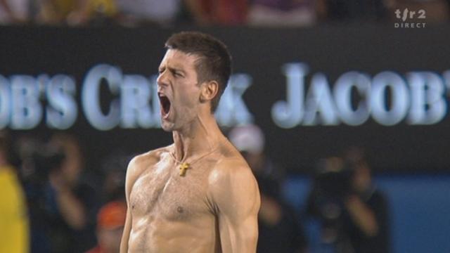 Tennis / Open d'Australie (finale messieurs): Novak Djokovic (SRB) - Rafael Nadal (ESP). 5e manche. A 6-5, le Serbe sert pour le gain du tournoi