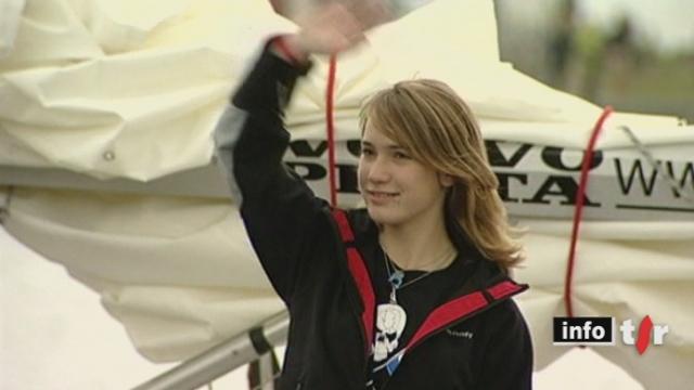 L'adolescente néerlandaise Laura Dekker a achevé son tour du monde à la voile en solitaire