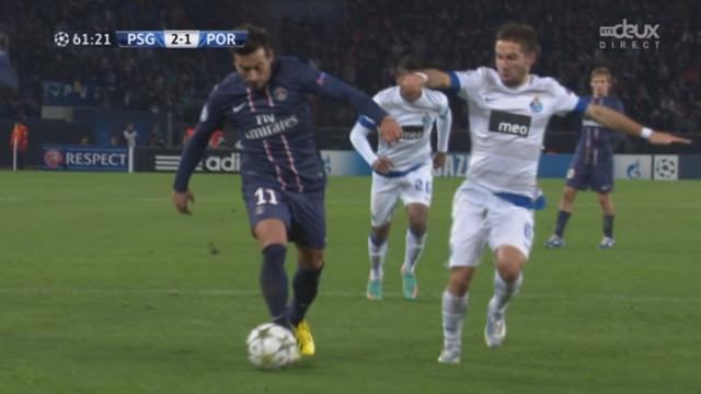 Group A. 6e j. PSG– Porto (2-1): 61e goal de Lavezzi qui trompe Helton sur la ligne