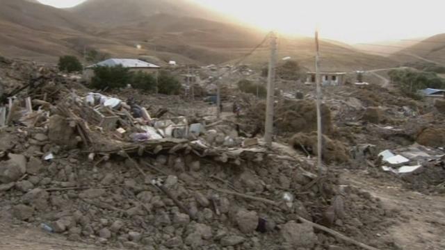 Séquences choisies - Lourd bilan des séismes en Iran