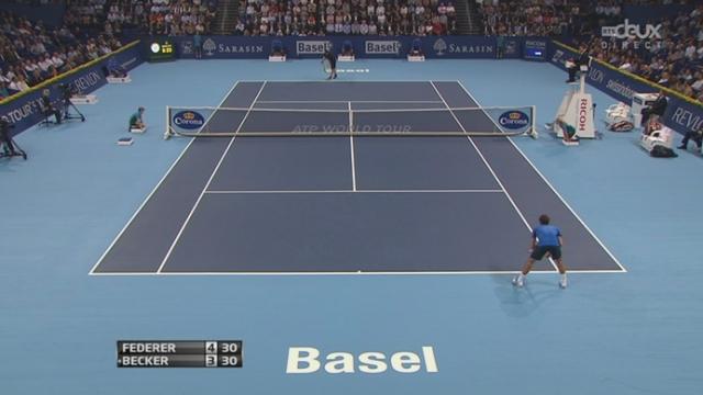 Tennis - Swiss Indoors 1/16e de finale. Federer - Becker (4-4). Belle défense du joueur Allemand face au numéro 1 mondial qui joue à domicile.