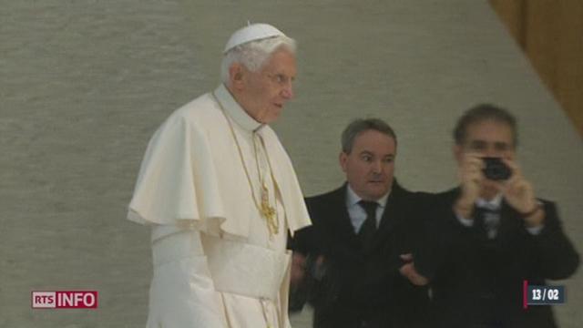 Rome : Benoît XVI est apparu pour la première fois en public depuis l'annonce de sa démission