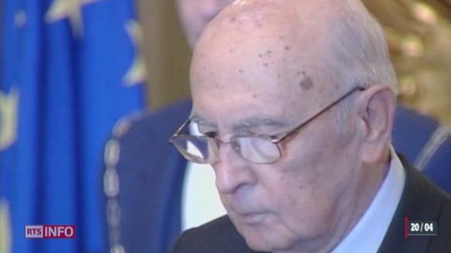 Giorgio Napolitano reste à la présidence de l'Italie à 87 ans