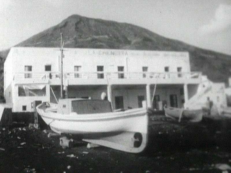 L'île volcanique du Stromboli en 1962. [RTS]