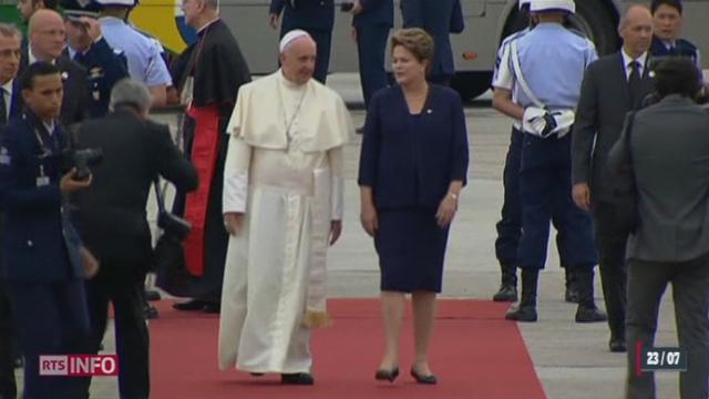 Brésil: le pape a été accueilli en triomphe à Rio de Janeiro