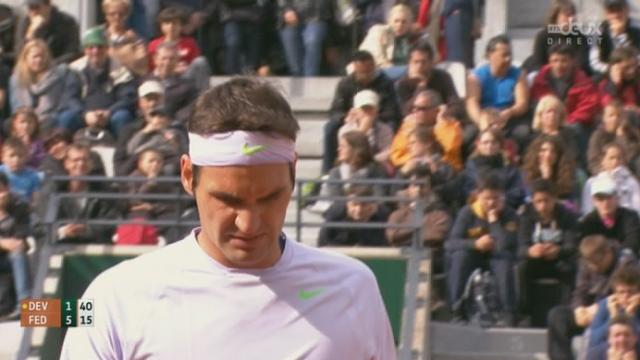 2e tour, Federer - Devvarman (6-2): premier set tout en décontraction pour Federer