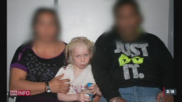 La justice grecque a inculpé les faux parents roms d'une fillette découverte dans un campement