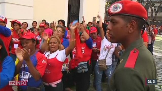 A deux jours de l'investiture pour son troisième mandat, le président vénézuélien Hugo Chavez est toujours en traitement à Cuba