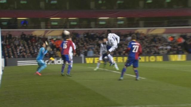 1/4 (aller). Tottenham Hotspur - FC Bâle. 40e minute: le Togolais Adebayor ramène le score à 1-2