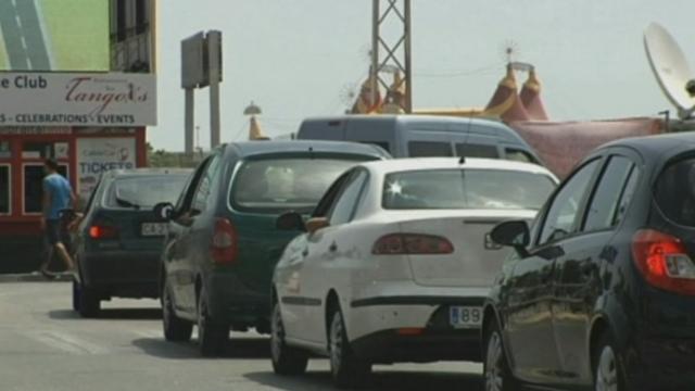 Les files s'allongent à l'entrée du rocher de Gibraltar