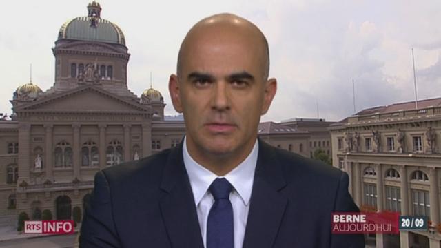 Abandon du contre-projet à l'initiative "Pour une caisse maladie unique": les explications d' Alain Berset, ancien porteur du projet