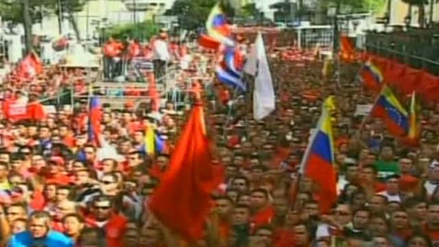 Les Vénézuéliens soutiennent leur président