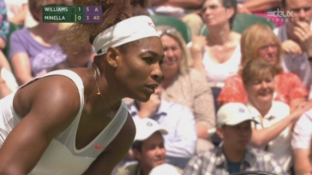 (1er tour) Serena Williams (USA-1) - Mandy Minella (LUX). A 6-1 5-3, l'Américaine possède une première balle de match