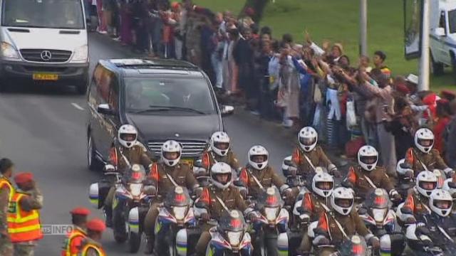 Procession du cercueil de Nelson Mandela