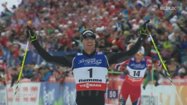 Ski nordique: Dario Cologna entre dans la légende en devenant champion du monde de skiathlon à Val di Fiemme (Italie)