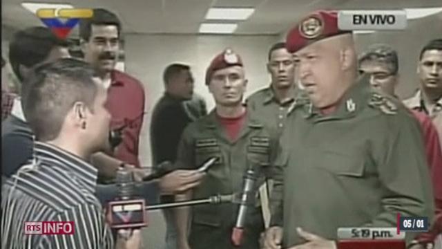 Le cancer d'Hugo Chavez prend une empleur politique