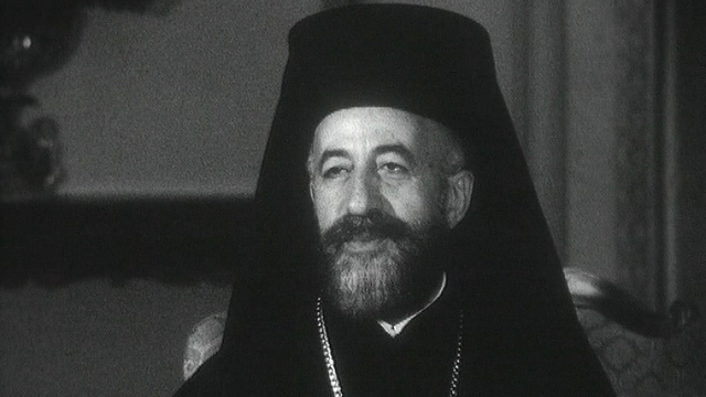 Makarios III, archevêque orthodoxe de Chypre, en 1964. [RTS]