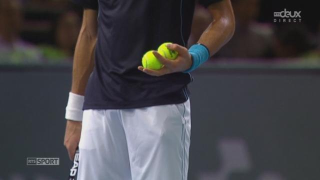 Demi-finales. Roger Federer (SUI) - Novak Djokovic (SRB) (2e manche: 2-3). C’est le Serbe qui réussit le break