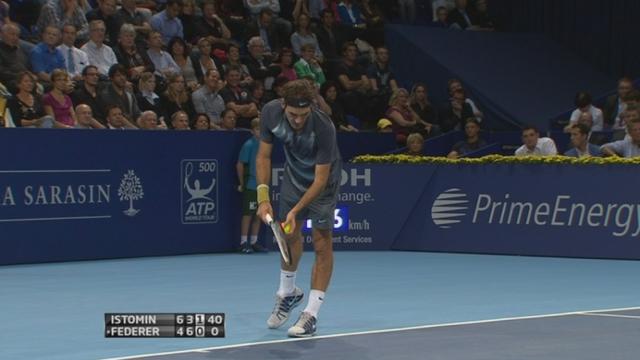 Denis Istomin (UZB) - Roger Federer (6-4  3-6 1-0). Mené 0-40, Federer repousse 4 balles de break avant de passer