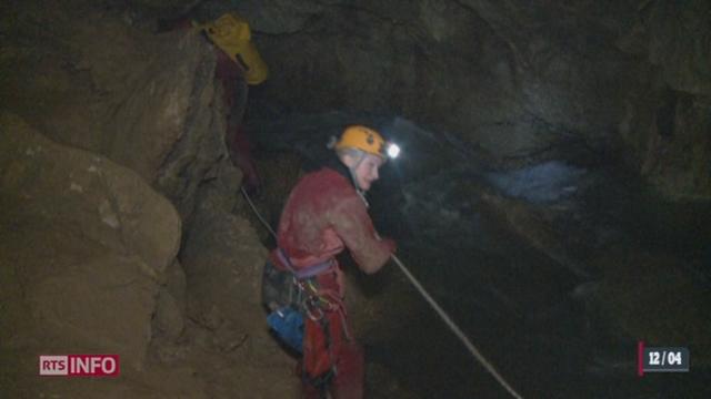 NE: un spéléologue est bloqué dans une grotte de Môtiers