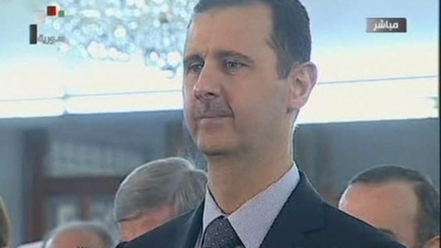 Bachar al-Assad dans une mosquée de Damas