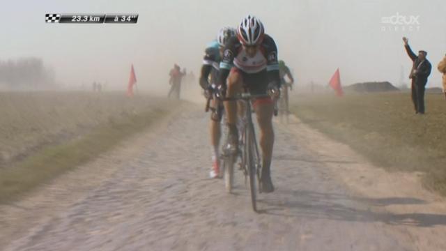 Paris-Roubaix: L'accéleration de Fabian Cancellara met la pression à ses concurrents