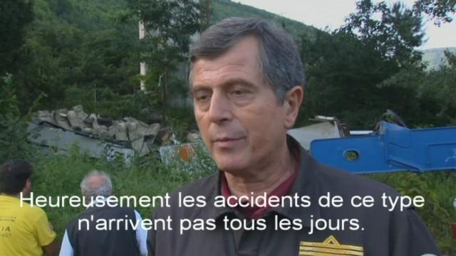 Le chef des secours s'exprime après l'accident de car en Italie