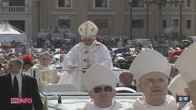 Le Vatican renforce la lutte contre les abus sexuels commis par des prêtres