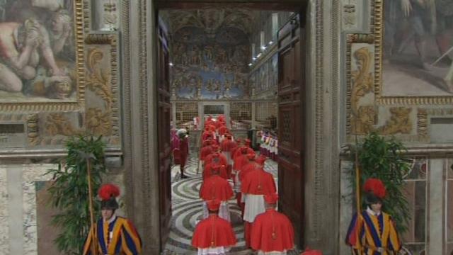 L'ouverture du conclave dans la Chapelle Sixtine