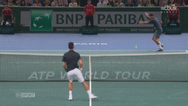 Demi-finales. Roger Federer (SUI) - Novak Djokovic (SRB) (26-4 3-6 2-4). Un échange qui montre tout ce que le tennis a à offrir!