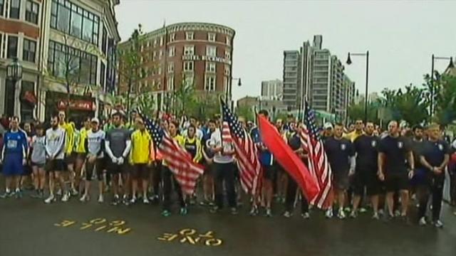 Des milliers de coureurs terminent le marathon de Boston