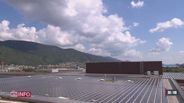 Un congélateur a été conçu pour stocker le surplus d'électricité fourni par du solaire