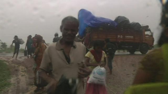 Un demi-million d'Indiens évacués avant un cyclone