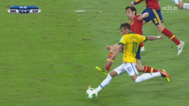 Finale, Brésil - Espagne (2-0): bien servi par Oscar, Neymar fusille Casillas à bout portant